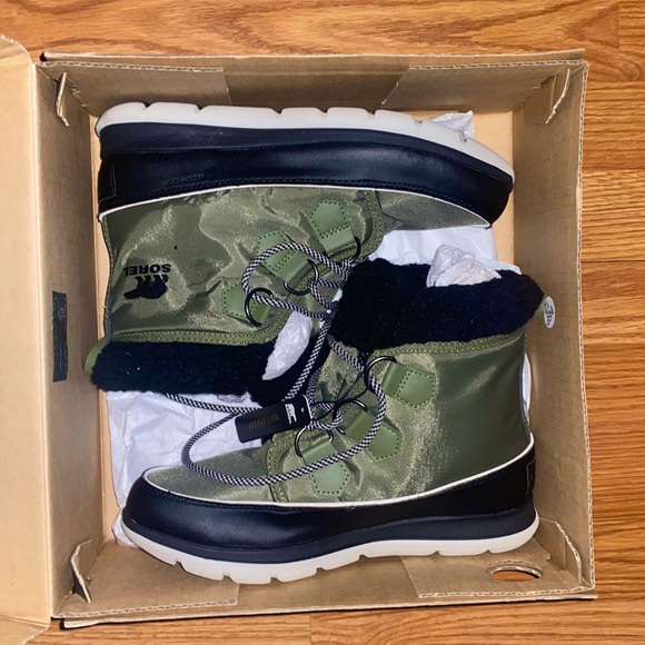 Sorel Explorer Carnival Weather Boots NEW sz 9 olive - Picture 2 of 9